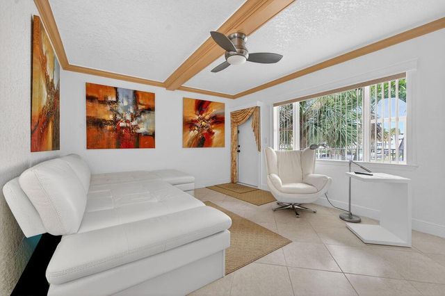 3200 NE 7th Court Unit 201a, Pompano Beach, FL 33062