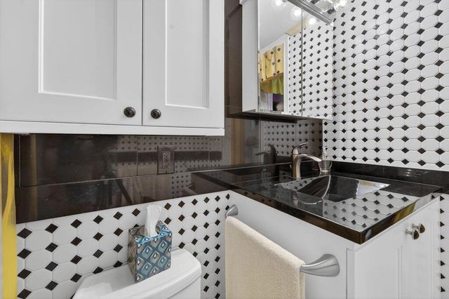 3200 NE 7th Court Unit 201a, Pompano Beach, FL 33062