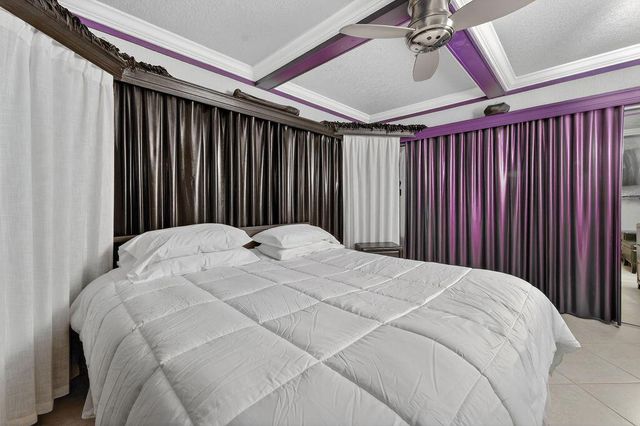 3200 NE 7th Court Unit 201a, Pompano Beach, FL 33062