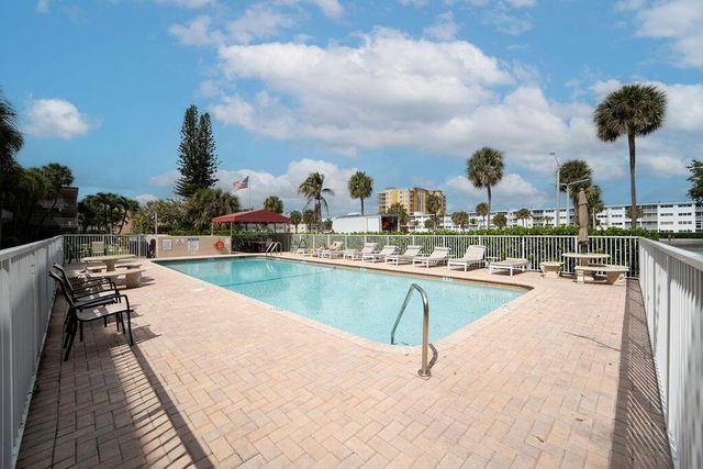 3200 NE 7th Court Unit 201a, Pompano Beach, FL 33062