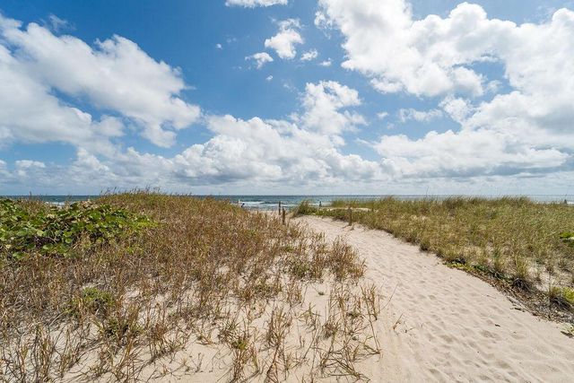 3200 NE 7th Court Unit 201a, Pompano Beach, FL 33062