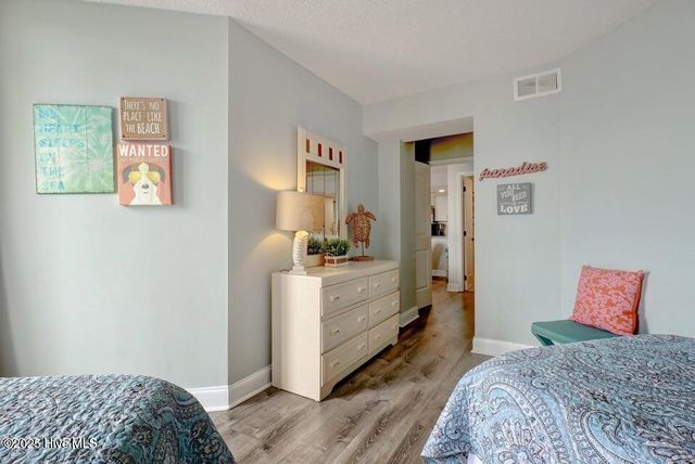 2000 New River Inlet Road 1110, North Topsail Beach, NC 28460