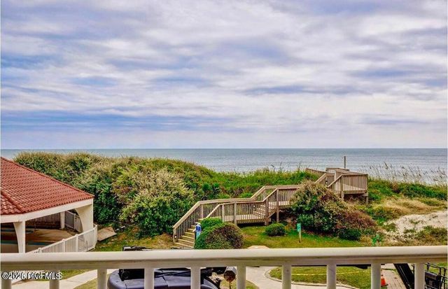 2000 New River Inlet Road 1110, North Topsail Beach, NC 28460