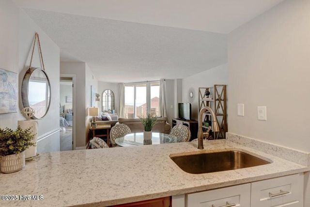 2000 New River Inlet Road 1110, North Topsail Beach, NC 28460