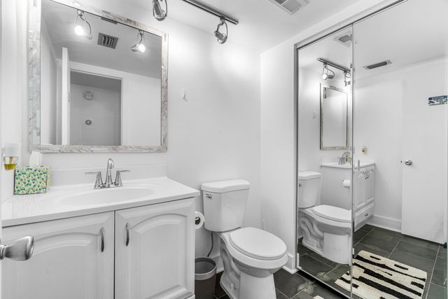 2825 SW 22nd Avenue 104, Delray Beach, FL 33445