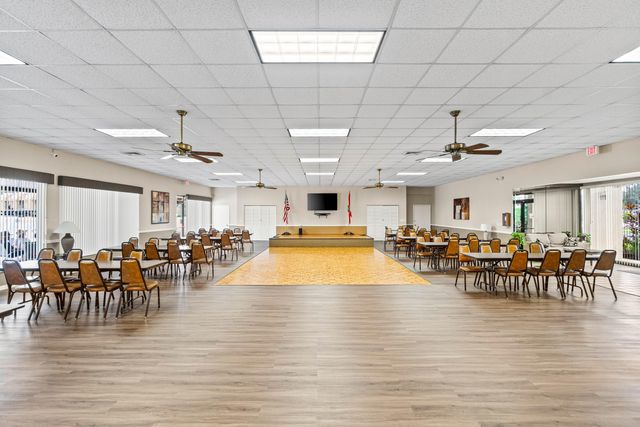 2825 SW 22nd Avenue 104, Delray Beach, FL 33445