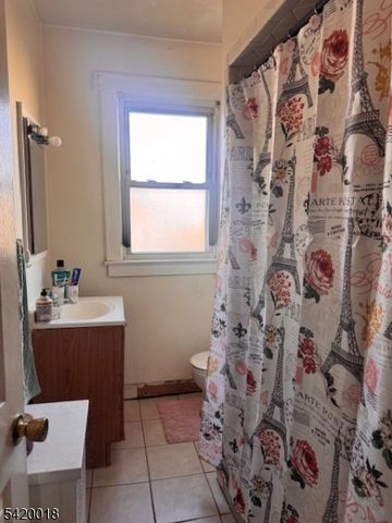 186 Linden Ave 3, Irvington Twp., NJ 07111