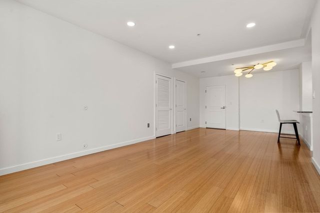 16 Miner St 603, Boston, MA 02215