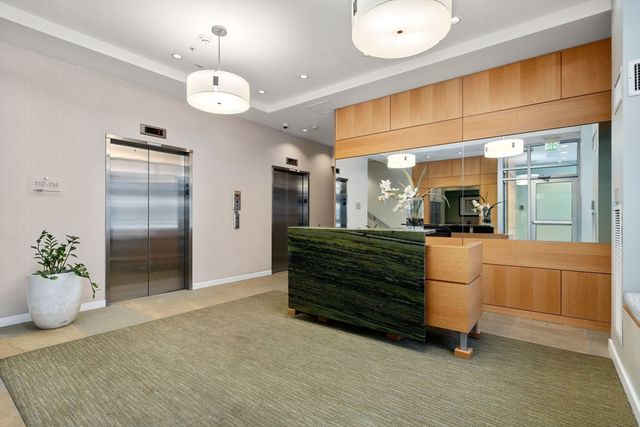 16 Miner St 603, Boston, MA 02215