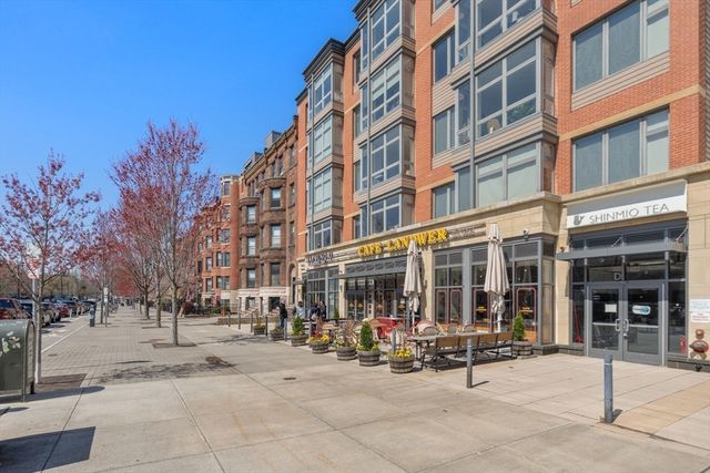 16 Miner St 603, Boston, MA 02215