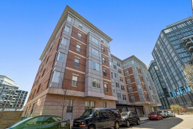 16 Miner St 603, Boston, MA 02215