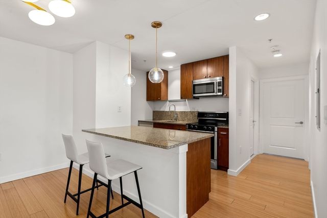 16 Miner St 603, Boston, MA 02215