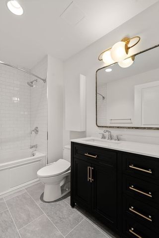 16 Miner St 603, Boston, MA 02215
