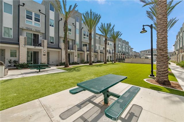 1314 W Bushell Street, Anaheim, CA 92805