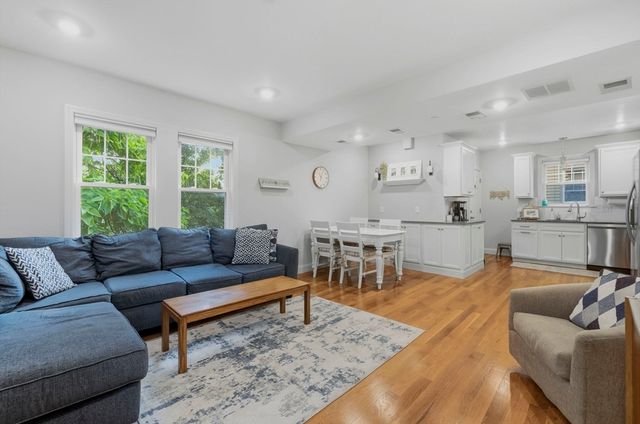 588 Adams 2, Boston, MA 02122