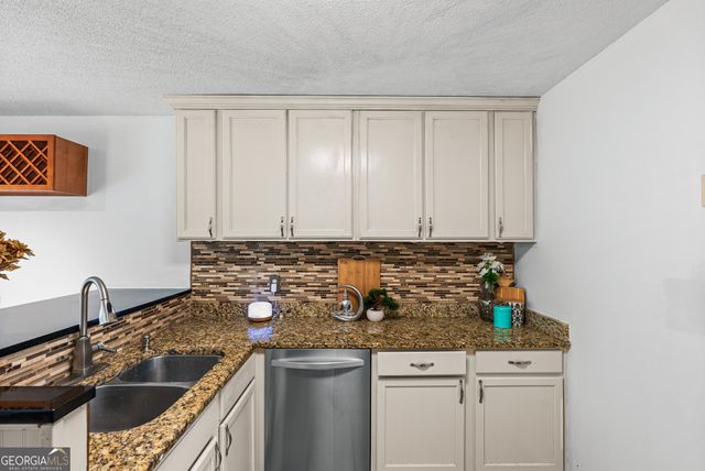 4360 Big Horn Pass, Douglasville, GA 30135