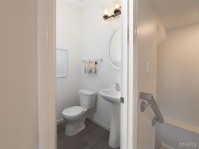 6182 Suntan Drive, St Charles, MO 63301