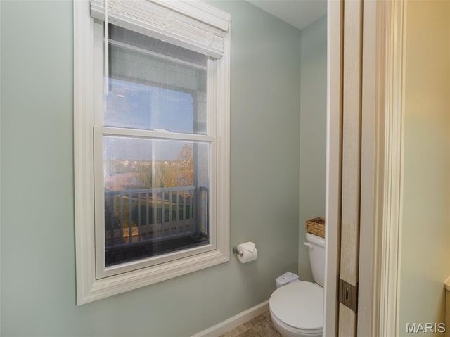 6182 Suntan Drive, St Charles, MO 63301