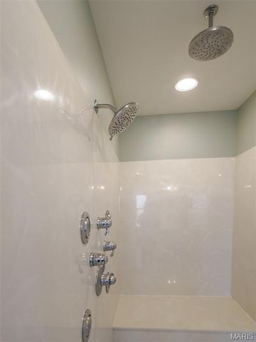 6182 Suntan Drive, St Charles, MO 63301