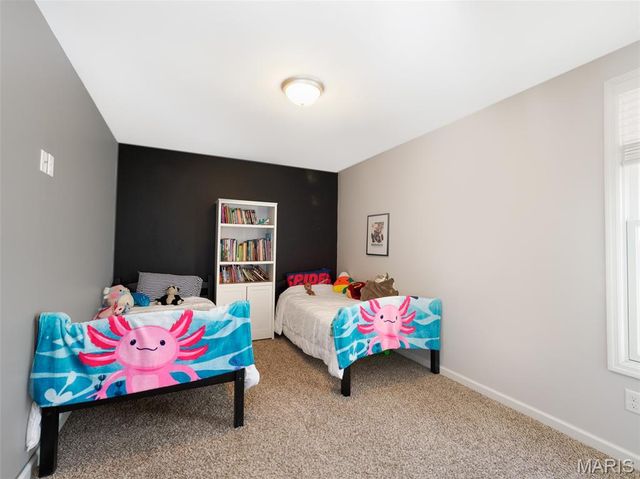 6182 Suntan Drive, St Charles, MO 63301