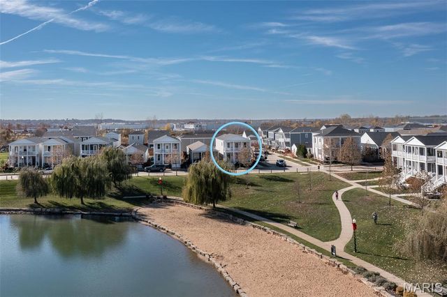 6182 Suntan Drive, St Charles, MO 63301