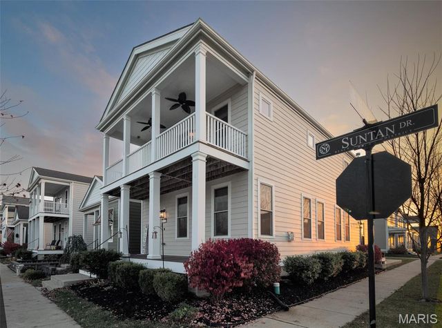 6182 Suntan Drive, St Charles, MO 63301