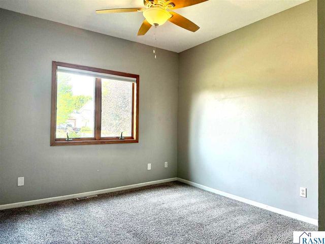 26 Shannon Court, North Mankato, MN 56003