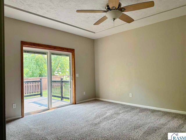 26 Shannon Court, North Mankato, MN 56003