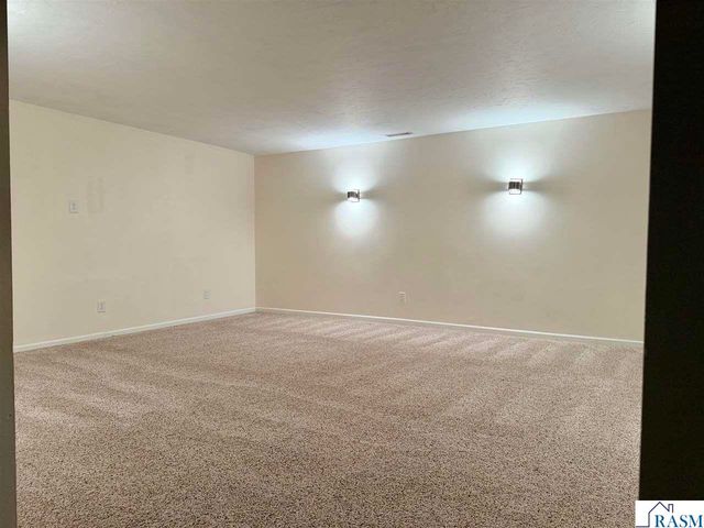26 Shannon Court, North Mankato, MN 56003