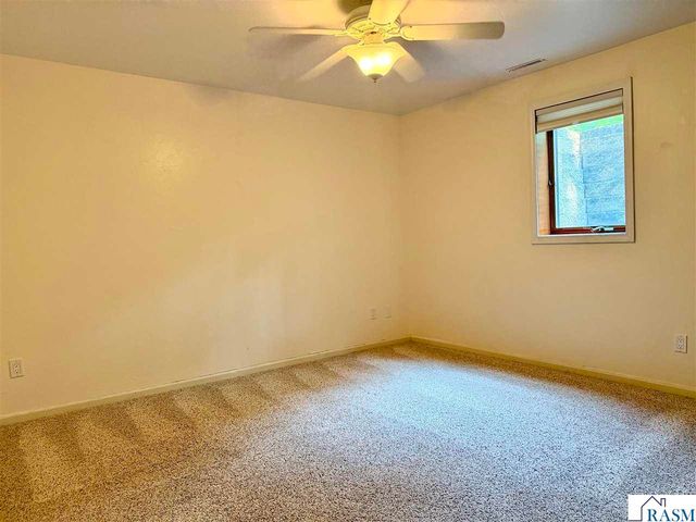 26 Shannon Court, North Mankato, MN 56003