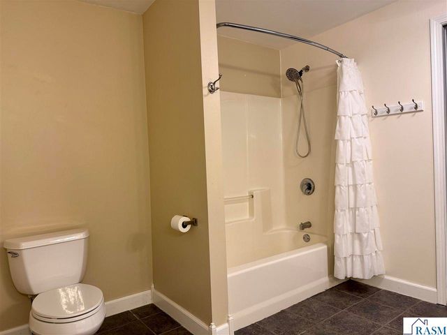 26 Shannon Court, North Mankato, MN 56003