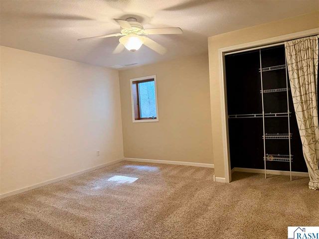26 Shannon Court, North Mankato, MN 56003