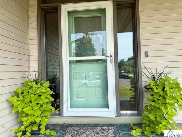26 Shannon Court, North Mankato, MN 56003