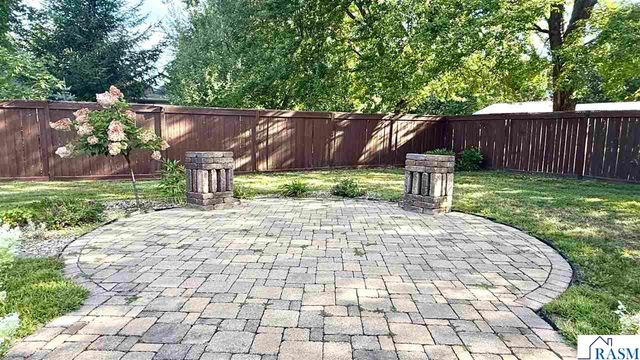 26 Shannon Court, North Mankato, MN 56003