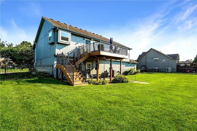 11704 Centennial Street, Peculiar, MO 64078