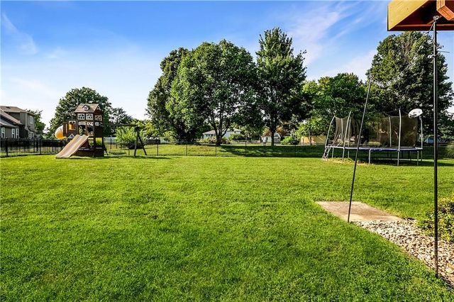 11704 Centennial Street, Peculiar, MO 64078