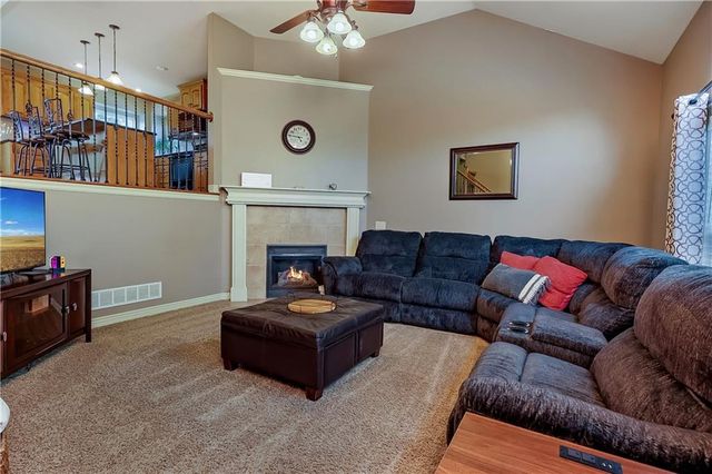 11704 Centennial Street, Peculiar, MO 64078