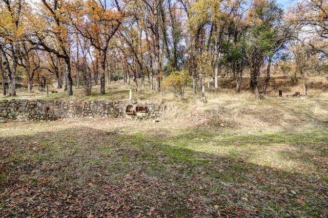 970 Branstetter Lane, Redding, CA 96001