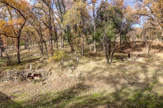 970 Branstetter Lane, Redding, CA 96001
