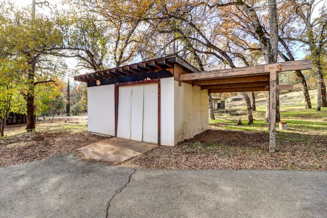 970 Branstetter Lane, Redding, CA 96001