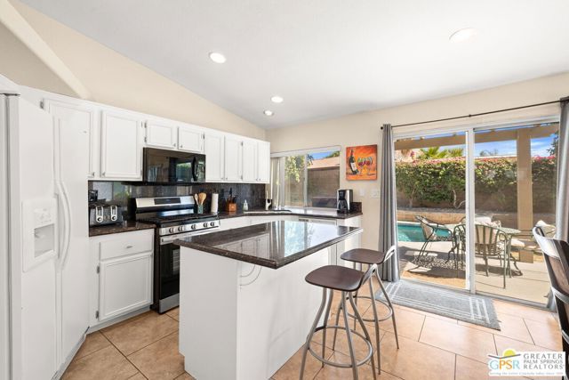81143 Palmwood Drive, Indio, CA 92201
