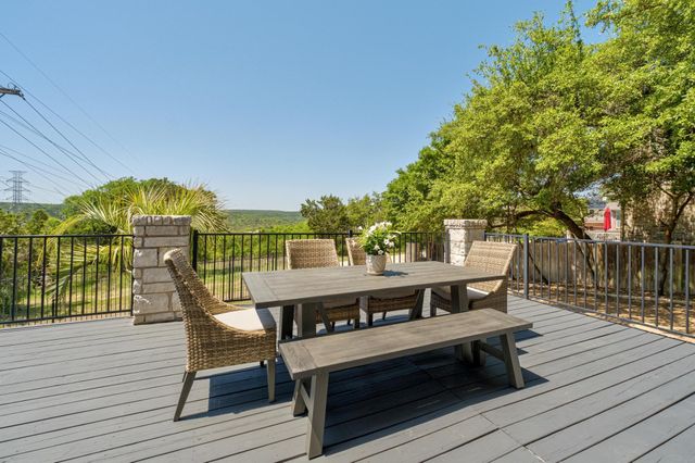 6611 Yaupon Dr, Austin, TX 78759