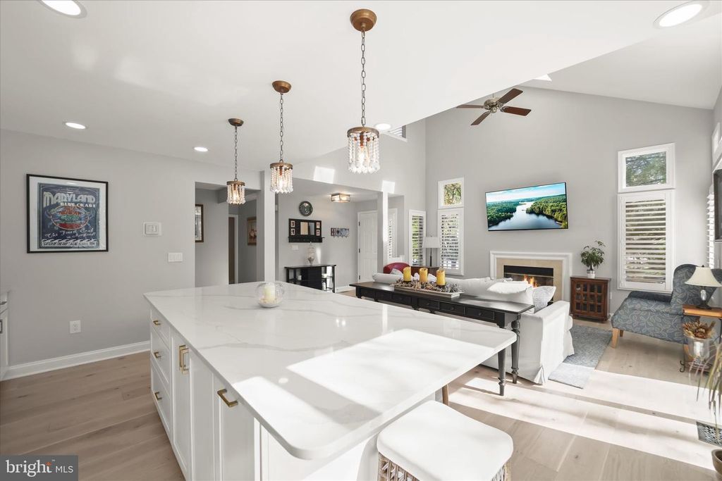 Image 15 of property listing at 2804 PENNYPOND LN N, Annapolis, MD 21401