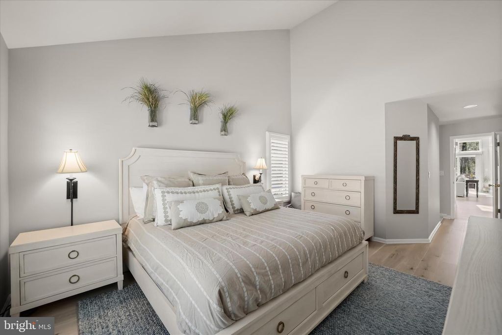 Image 24 of property listing at 2804 PENNYPOND LN N, Annapolis, MD 21401