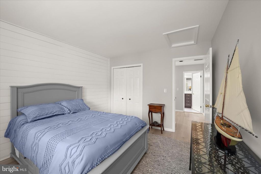 Image 30 of property listing at 2804 PENNYPOND LN N, Annapolis, MD 21401