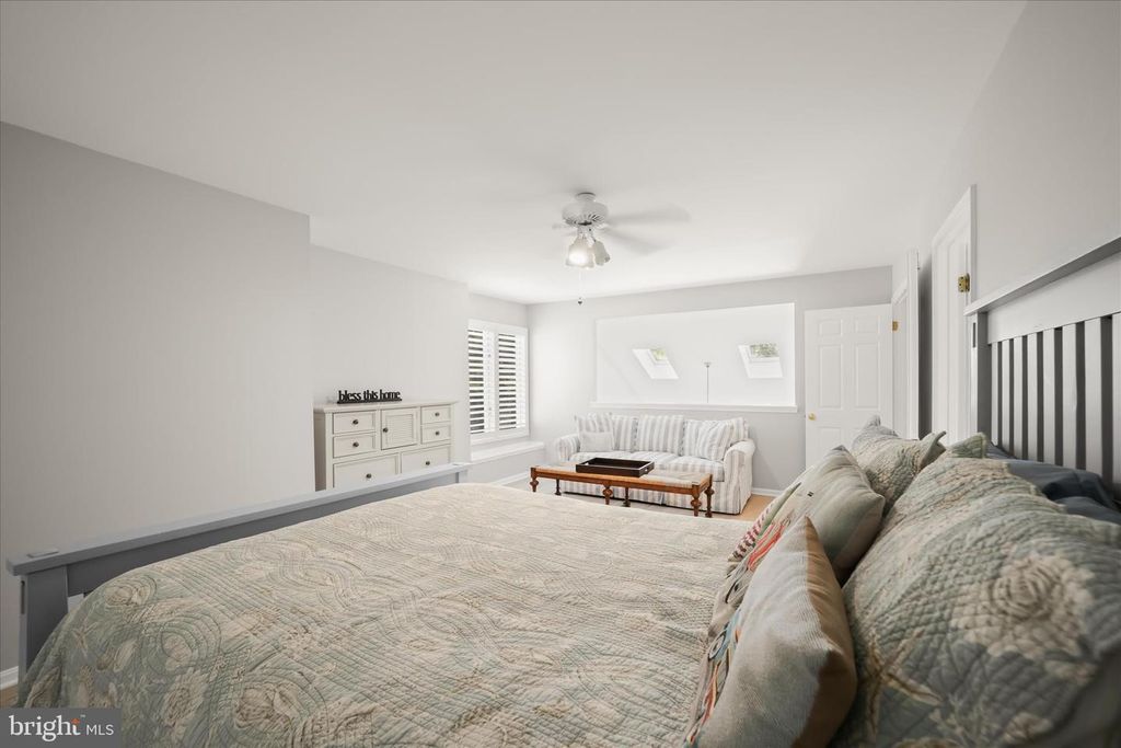 Image 35 of property listing at 2804 PENNYPOND LN N, Annapolis, MD 21401