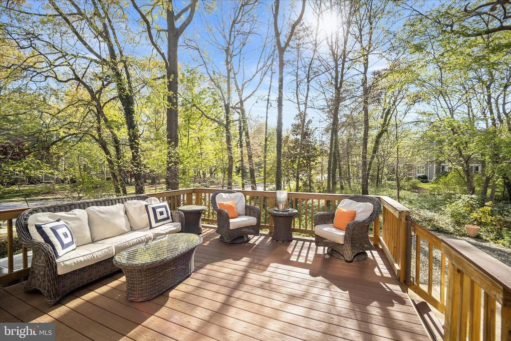 Image 42 of property listing at 2804 PENNYPOND LN N, Annapolis, MD 21401