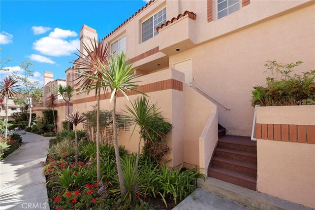 3101 Plaza Del Amo 36, Torrance, CA 90503