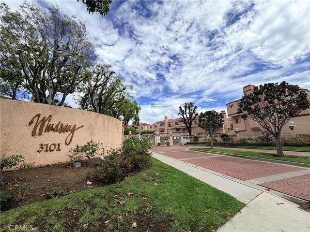 3101 Plaza Del Amo 36, Torrance, CA 90503