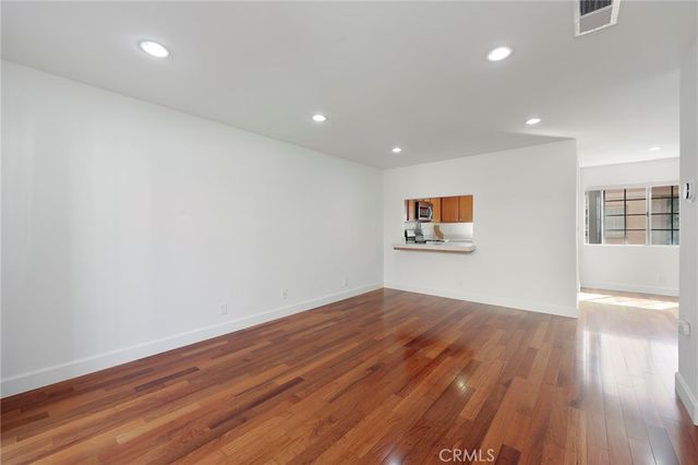 3101 Plaza Del Amo 36, Torrance, CA 90503